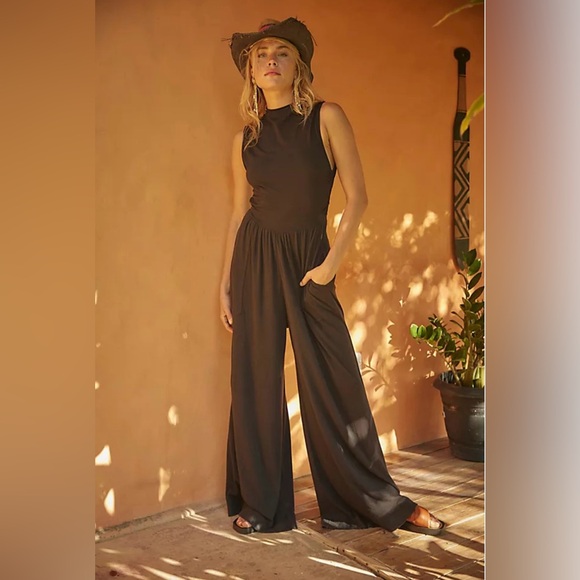 Free People Pants - FREE PEOPLE BEACH Dream One-Piece Jumpsuit Size XL